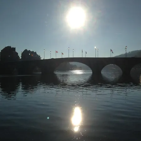 La Valse Lente Bateau-hôtel