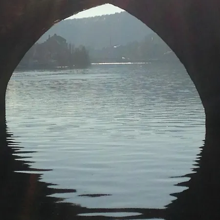 La Valse Lente Πλωτό κατάλυμα *